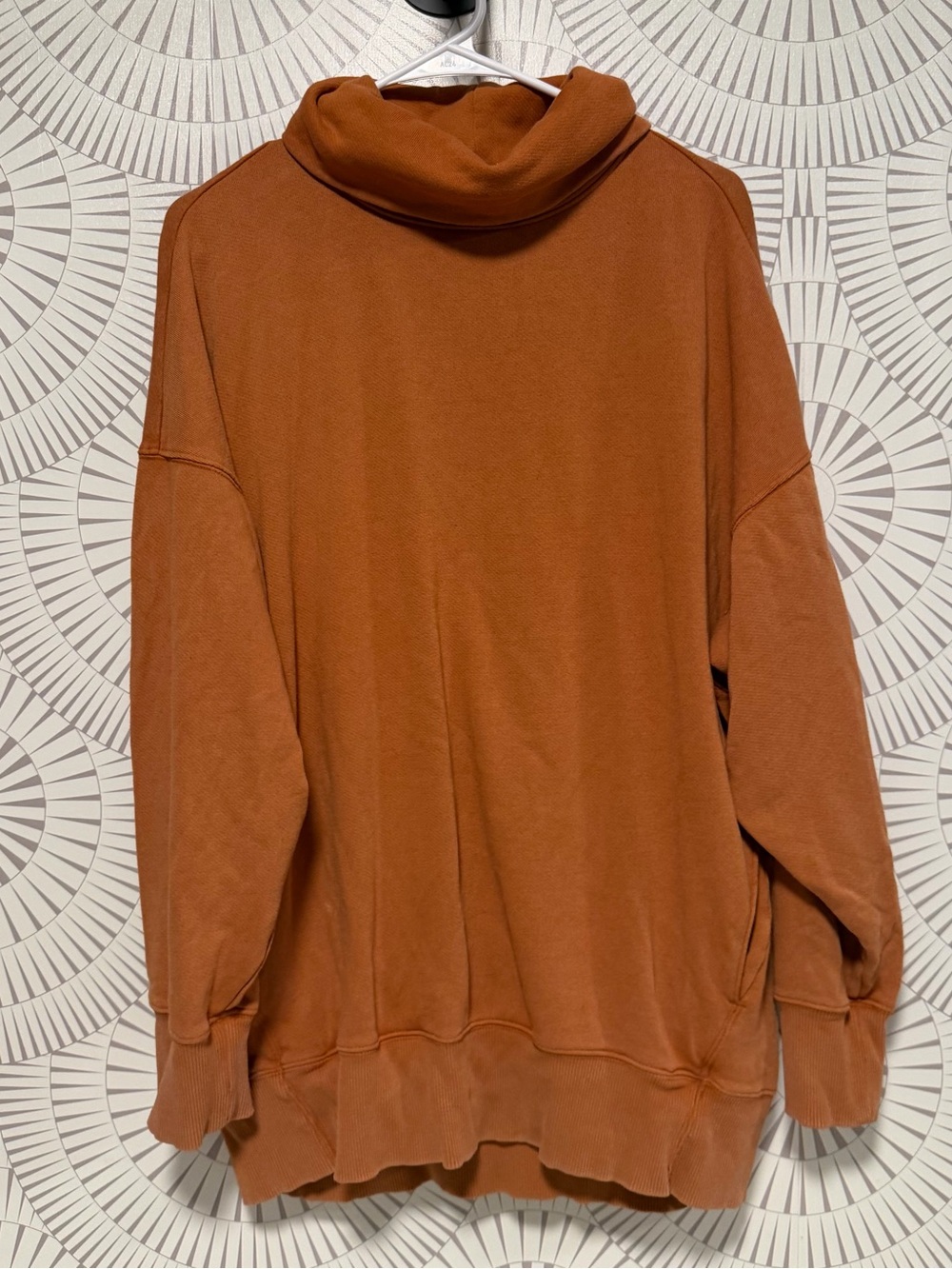 Aerie Women’s Large Rust Cowl Neck Oversized Sweatshirt XL